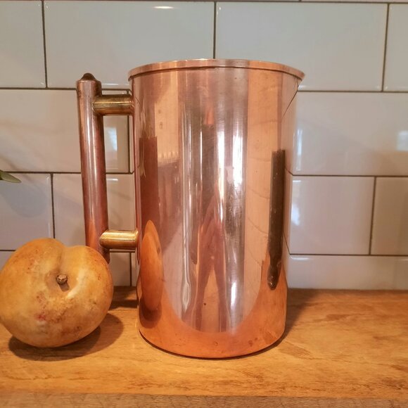 Vintage Solid Copper Pitcher, 7 1/2" Tall/4 1/2" Diameter - Picture 2 of 11